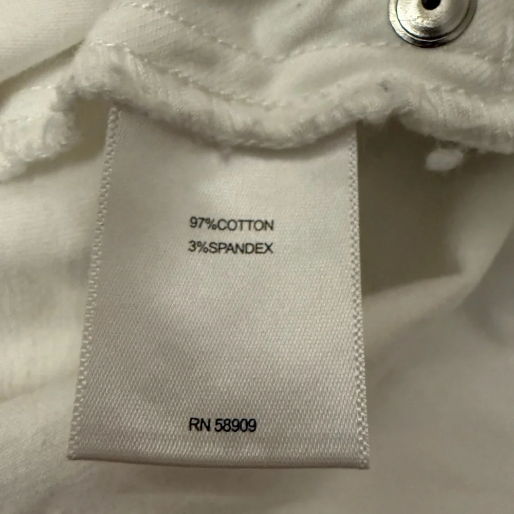 A loves A white cotton mini skirt. Size 28.